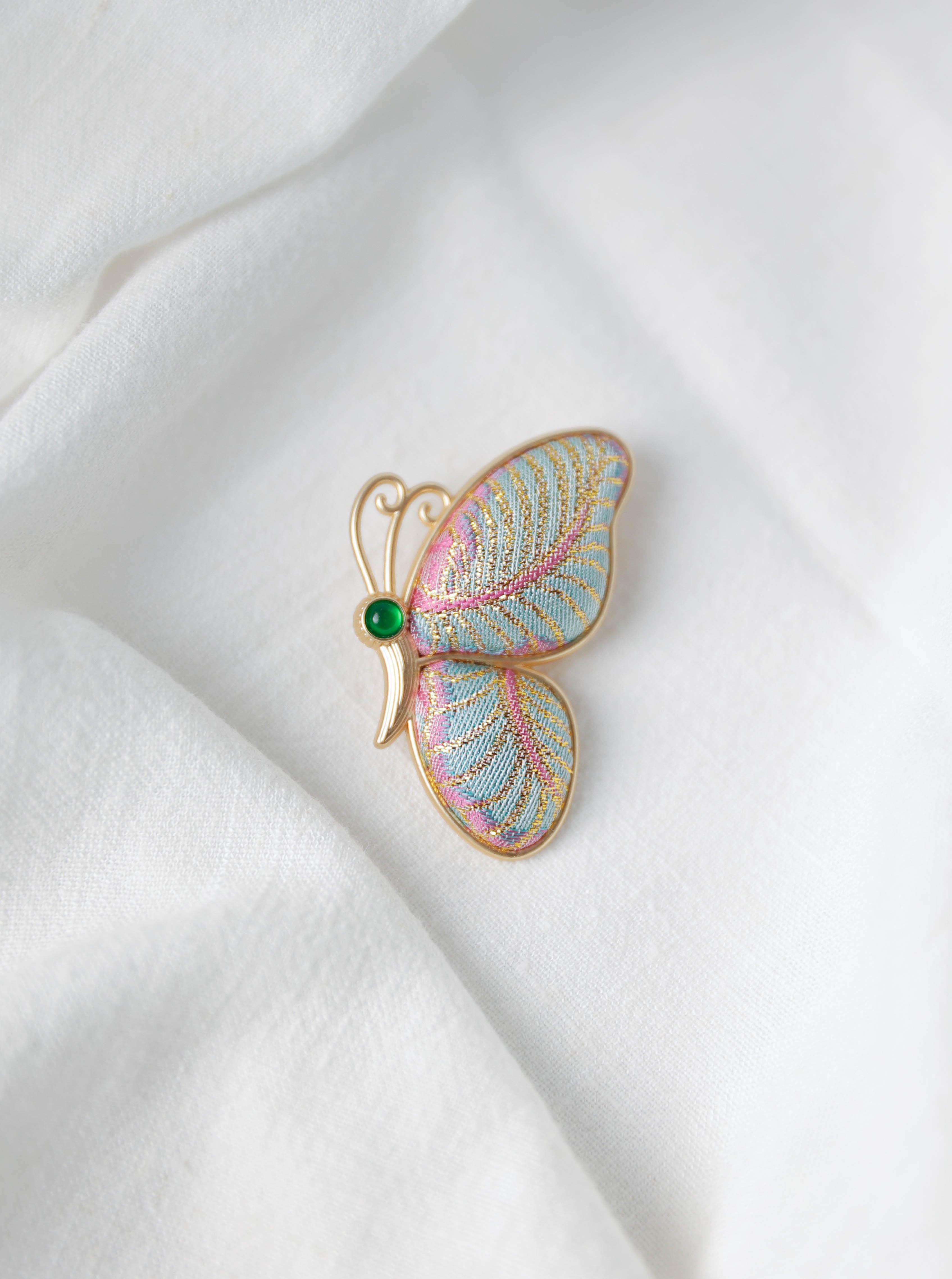 Song Brocade Butterfly Brooch: A Wearable Masterpiece in Silk & Gold