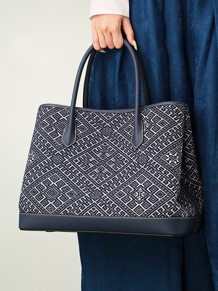 Majestic Journey Song Brocade Heritage Tote