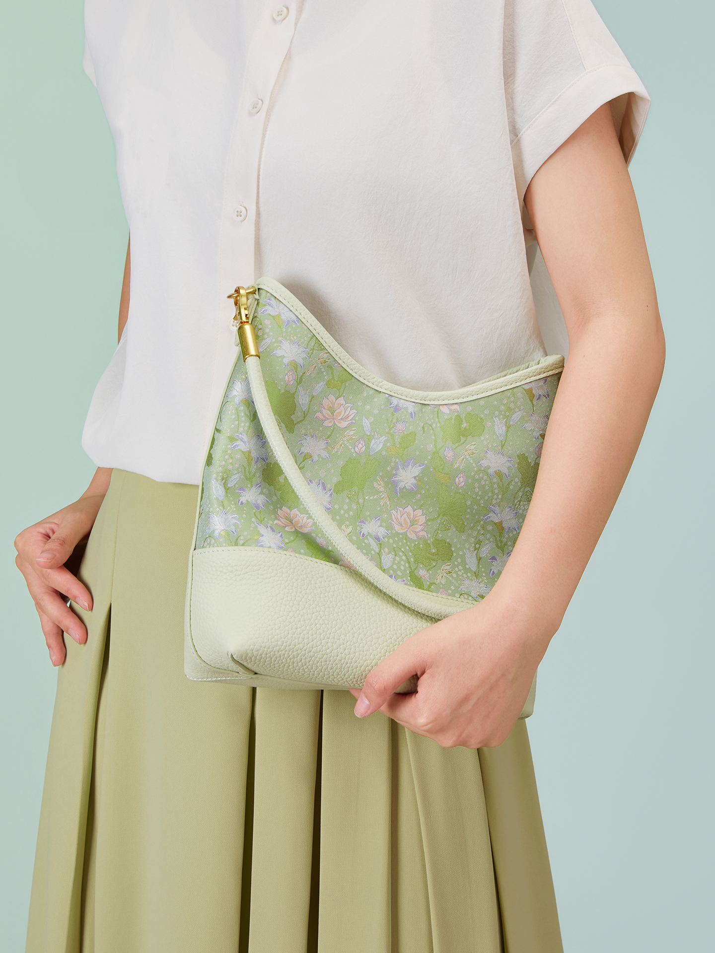Lotus Serenity Song Brocade Satchel Bag