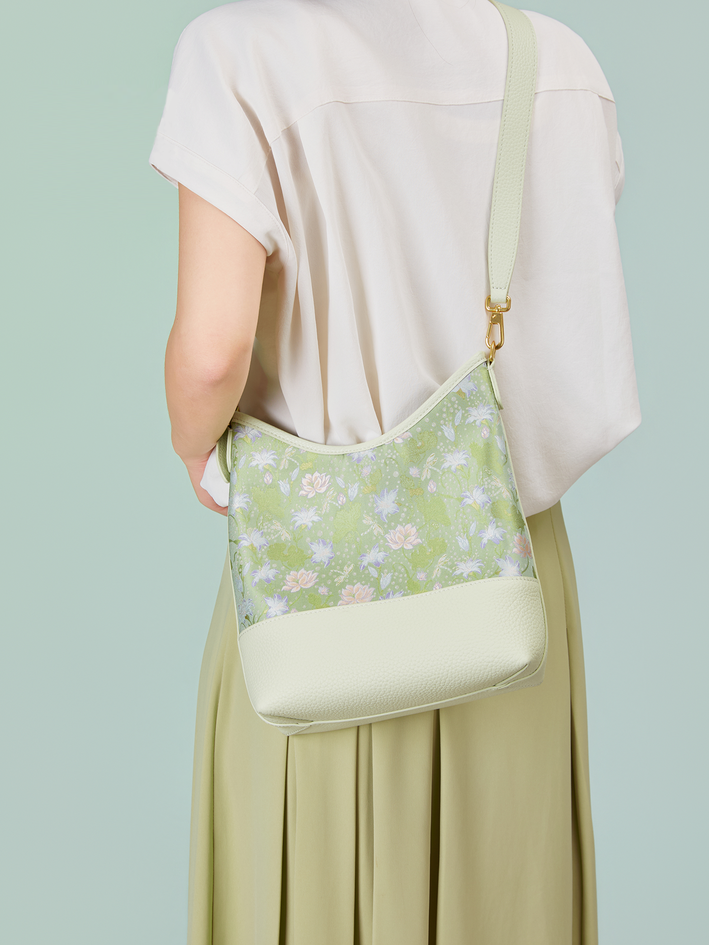 Lotus Serenity Song Brocade Satchel Bag