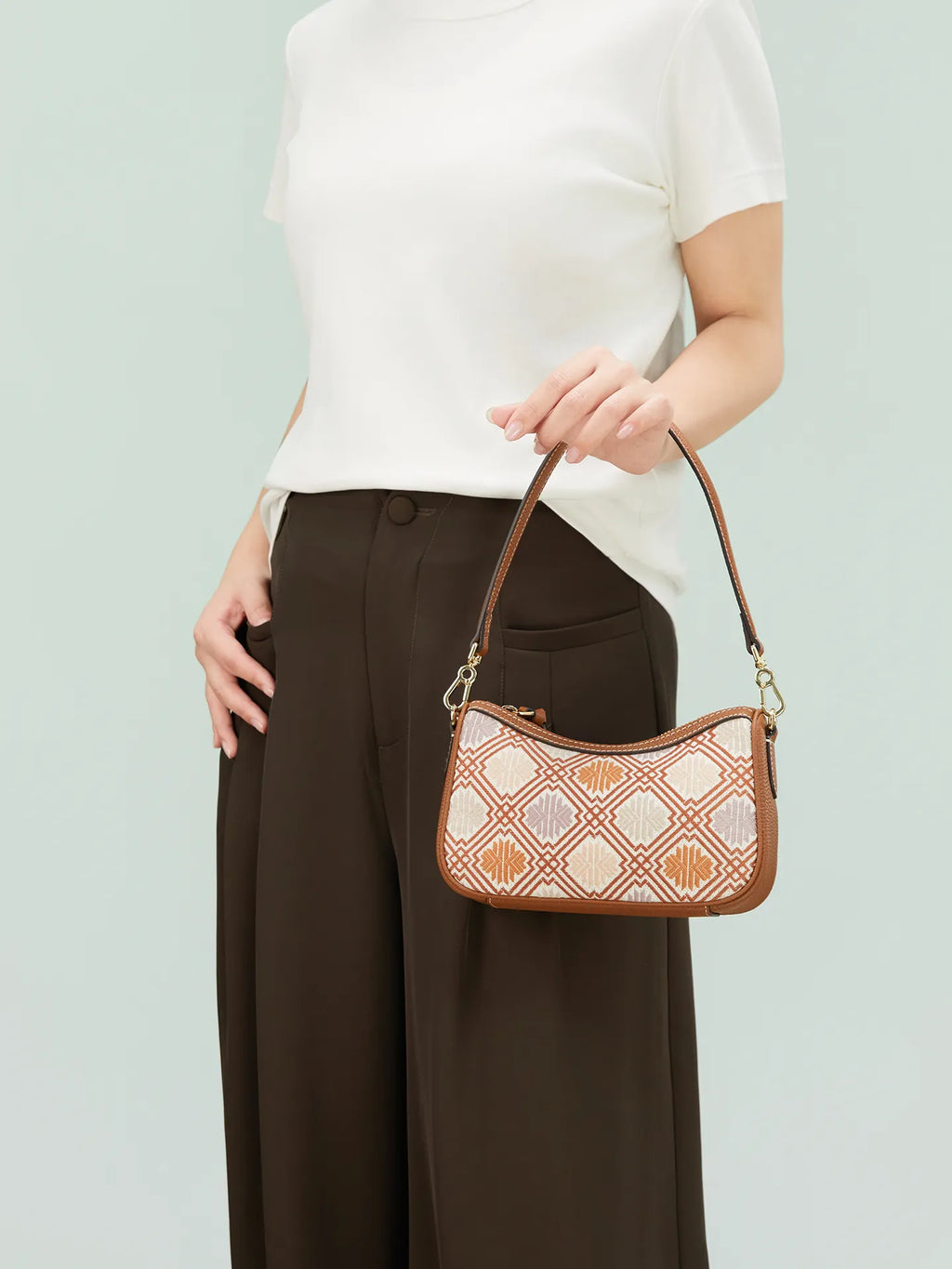 Auspicious Lattice Zhuang Brocade Baguette Bag